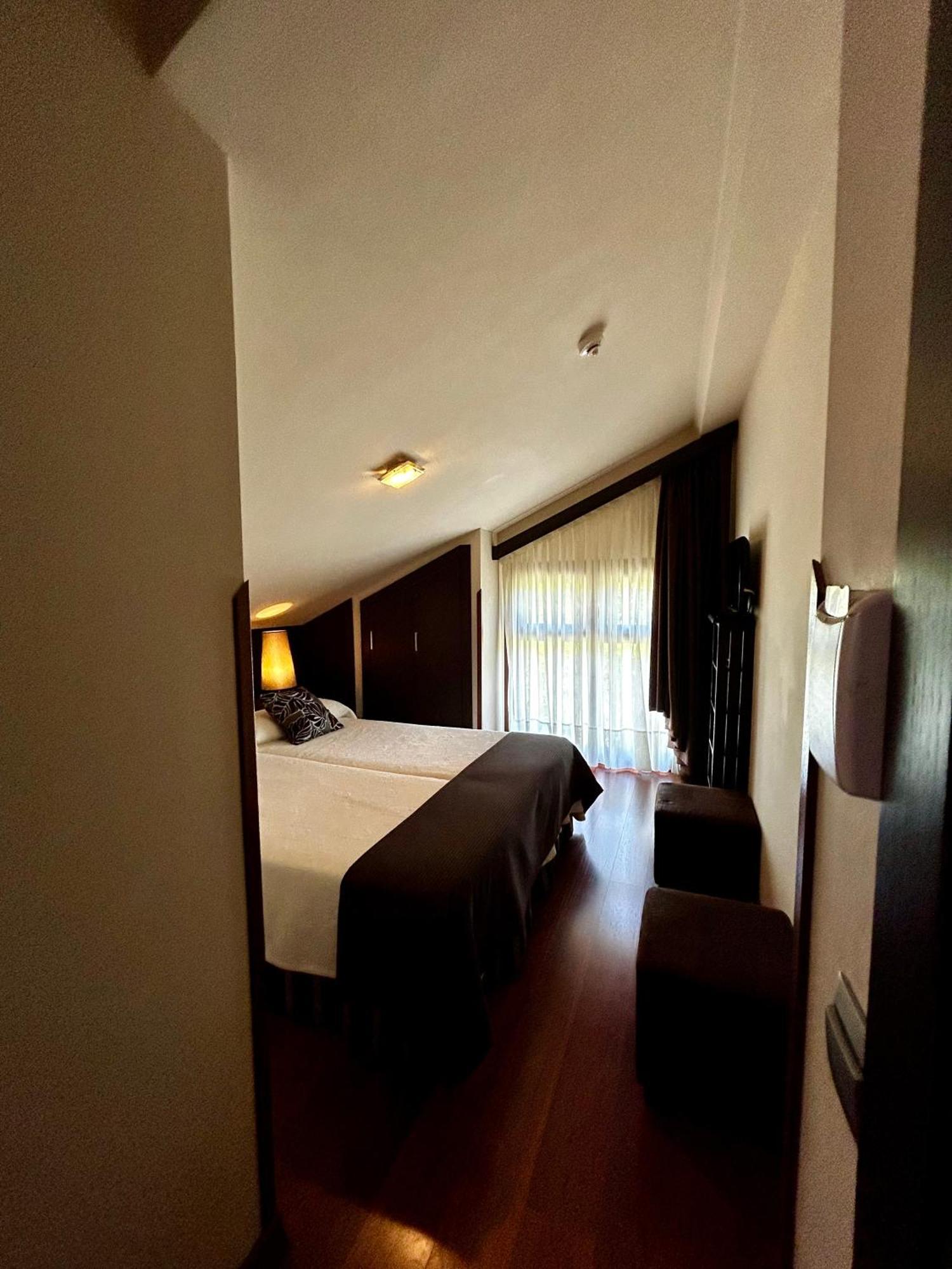 Apartamentos Rurales L'Arquera Llanes Eksteriør billede