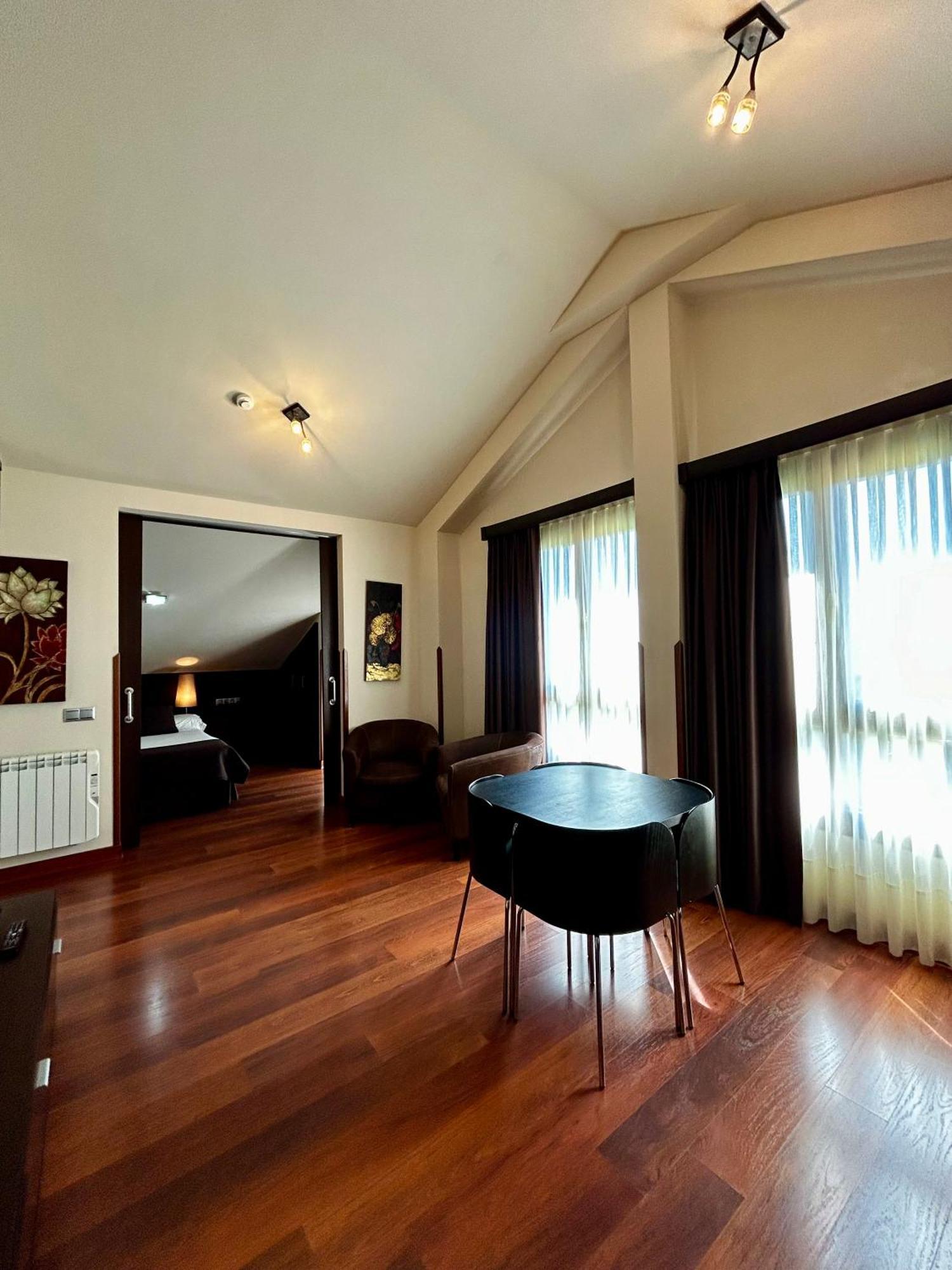 Apartamentos Rurales L'Arquera Llanes Eksteriør billede