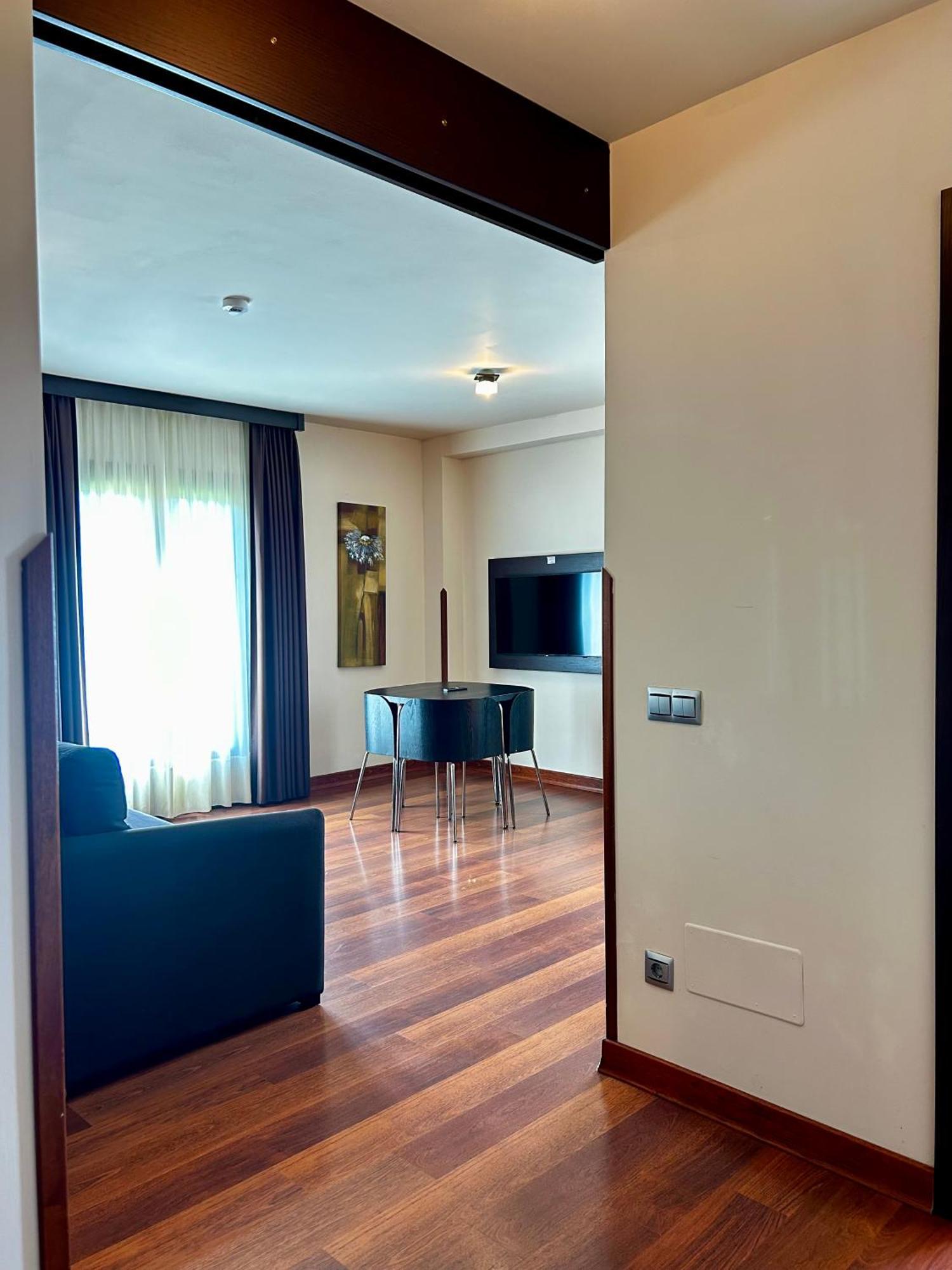 Apartamentos Rurales L'Arquera Llanes Eksteriør billede