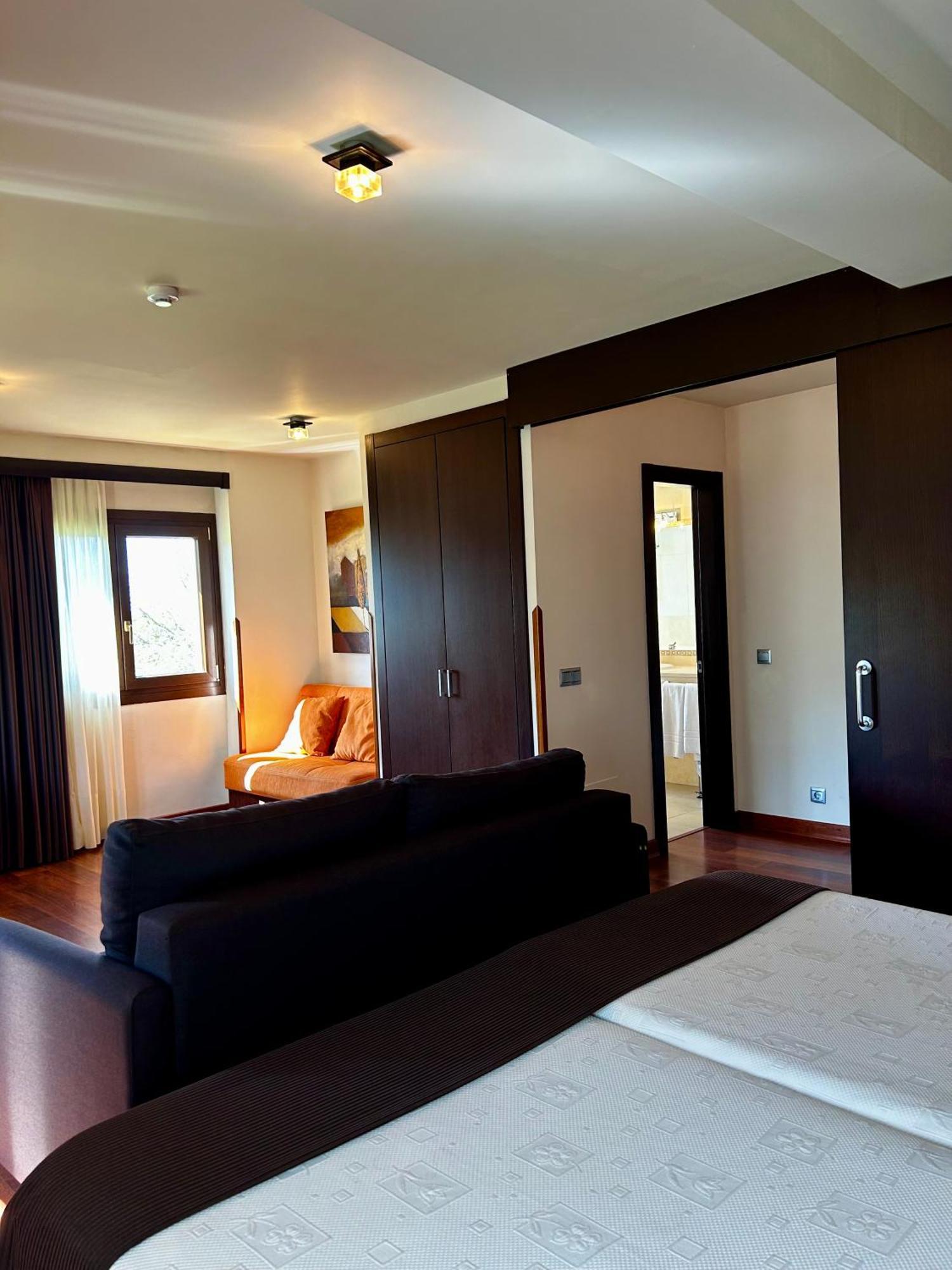 Apartamentos Rurales L'Arquera Llanes Eksteriør billede