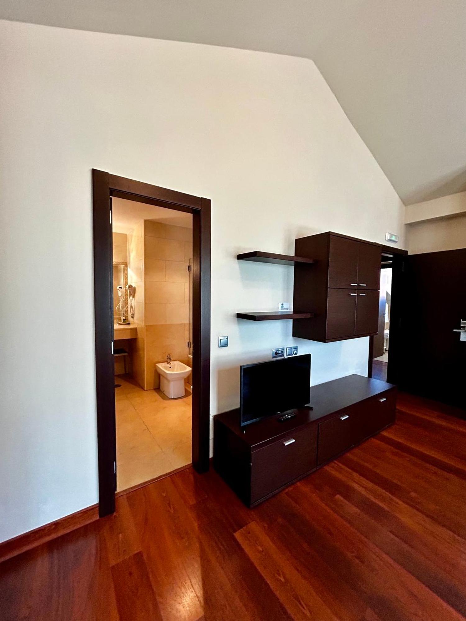 Apartamentos Rurales L'Arquera Llanes Eksteriør billede