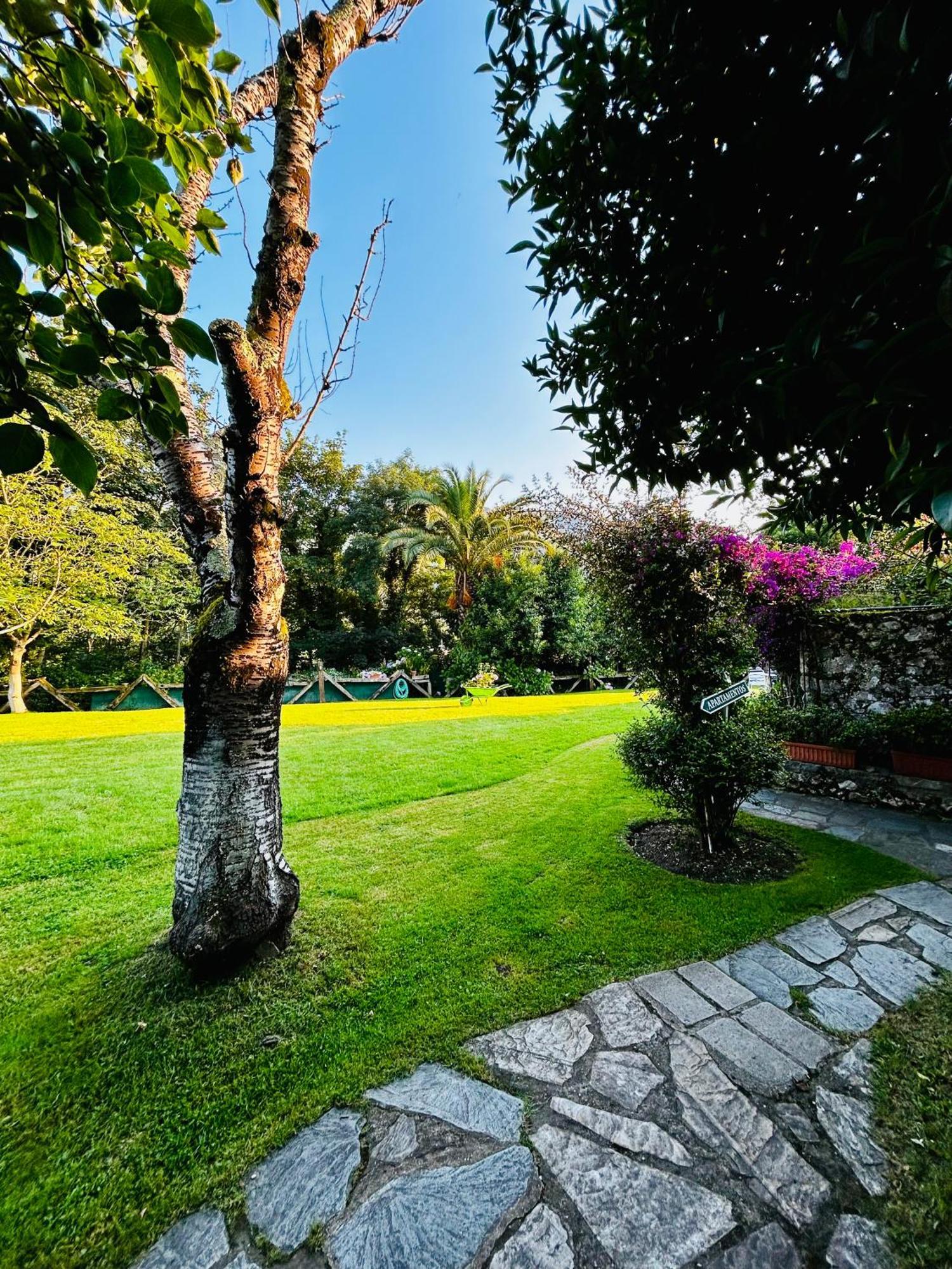 Apartamentos Rurales L'Arquera Llanes Eksteriør billede